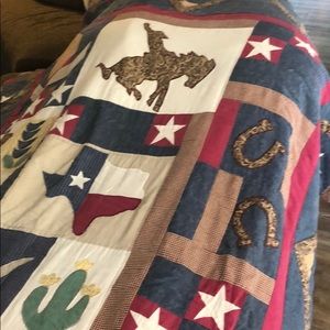 Texas -Themed Throw Quilt